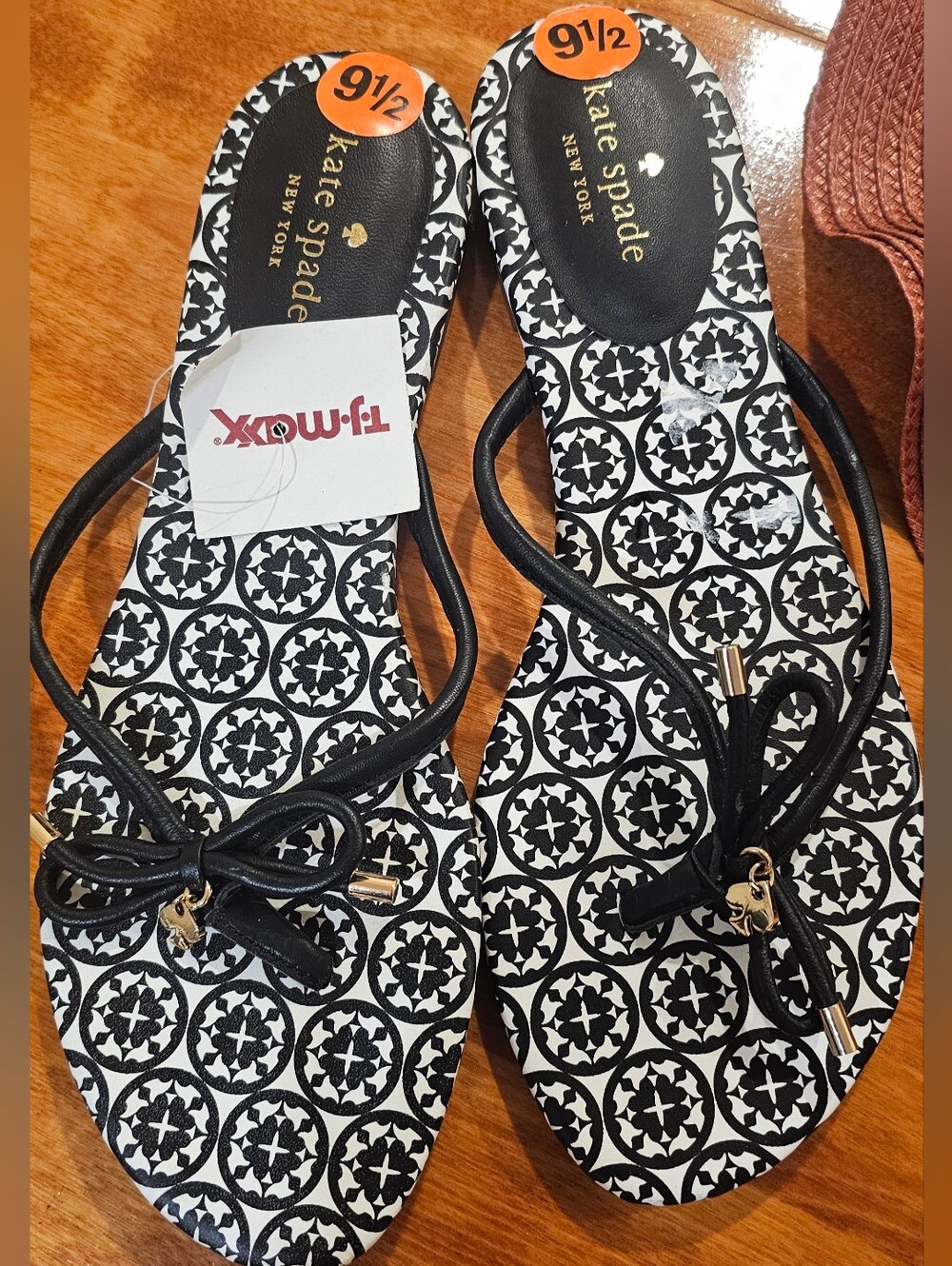 NWT Kate Spade Bow Thong Sandals ✨9.5M